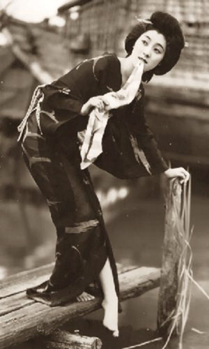 tumblr_kobrxi0hNP1qzg0l7o1_400